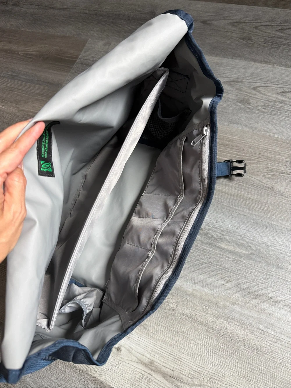 Timbuk2 classic crossbody